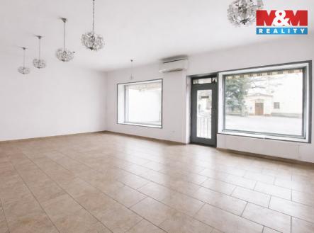 Pronájem obchodní prostor, 75 m²