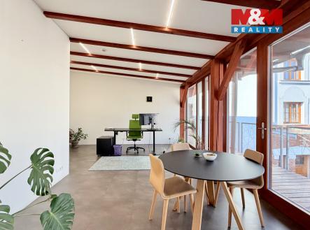 Pronájem kanceláře, 86 m²