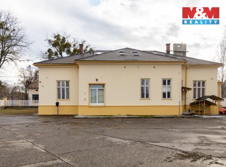 Prodej obchodní prostor, 700 m²