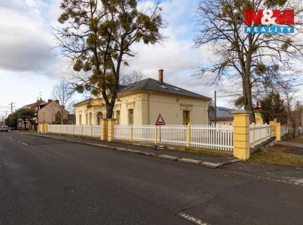 Prodej obchodní prostor, 700 m²