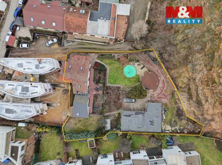 Prodej pozemku pro bydlení, 1 842 m²