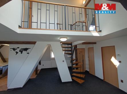 Pronájem bytu, 3+kk, 99 m²