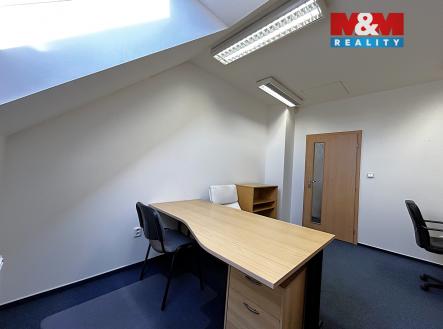 Prodej kanceláře, 211 m²