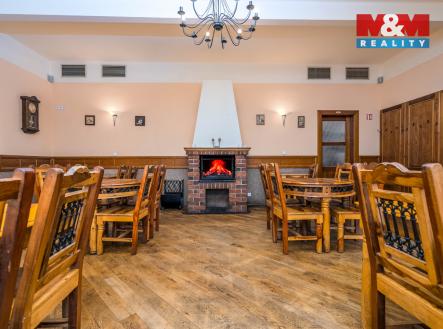 Pronájem restaurace, 328 m²