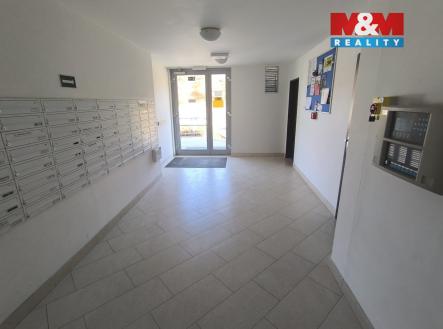 Pronájem bytu, 1+kk, 31 m²