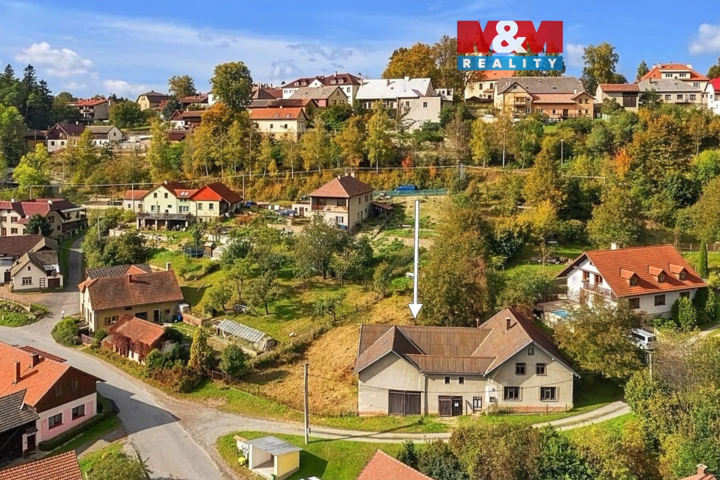 Pohled na okolí domu