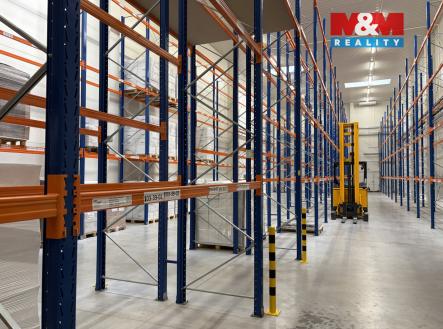 Pronájem skladovací prostor, 476 m²