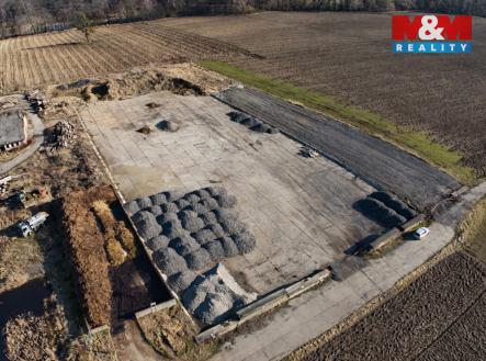 Pronájem pozemku pro komerční výstavbu, 1 786 m²