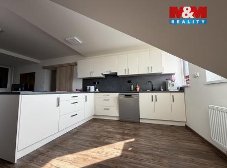 Pronájem bytu, 3+kk, 80 m²