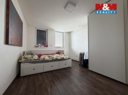 Pronájem bytu, 3+kk, 80 m²