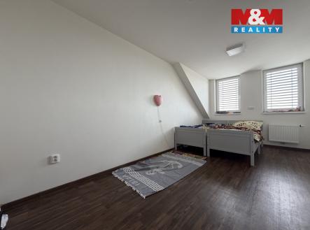 Pronájem bytu, 3+kk, 80 m²