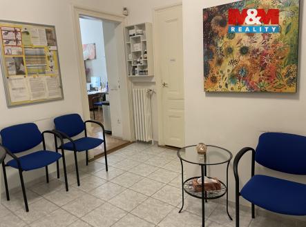 Pronájem obchodní prostor, 17 m²