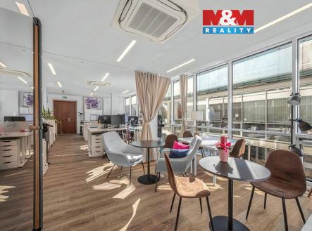 Pronájem kanceláře, 82 m²