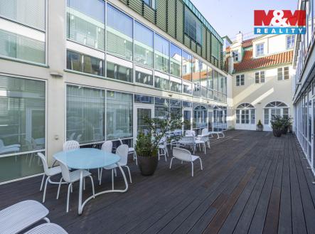 Pronájem kanceláře, 82 m²