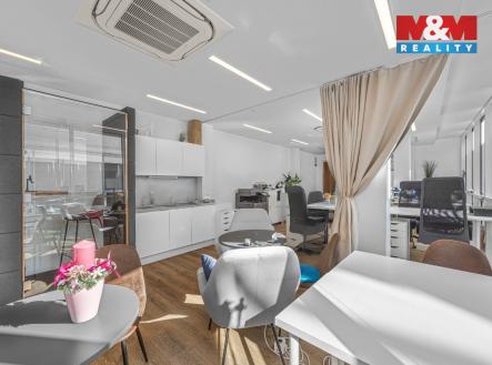 Pronájem kanceláře, 82 m²