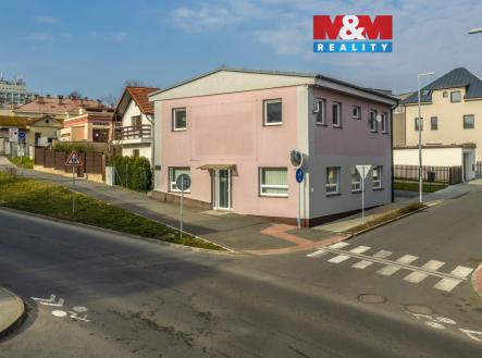 Pronájem kanceláře, 192 m²