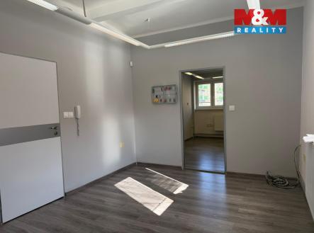 Pronájem kanceláře, 70 m²