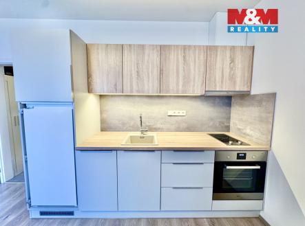 Pronájem bytu, 1+kk, 37 m²