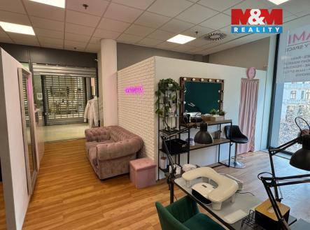 Pronájem obchodní prostor, 62 m²