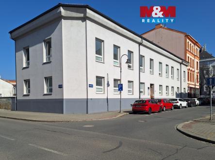 Prodej kanceláře, 1 100 m²