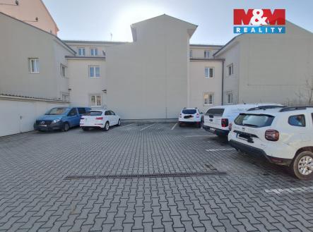 Prodej kanceláře, 1 100 m²