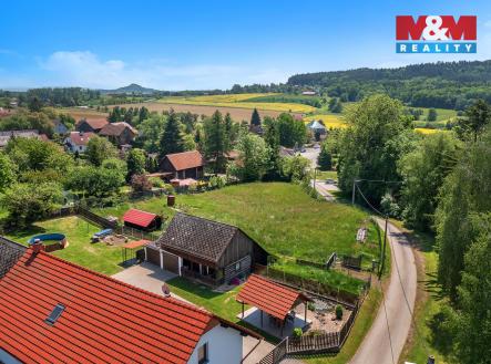 Prodej pozemku pro bydlení, 1 200 m²