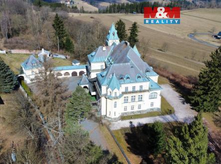 Pronájem hotel, 3 200 m²