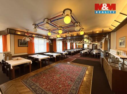 Pronájem hotel, 3 200 m²