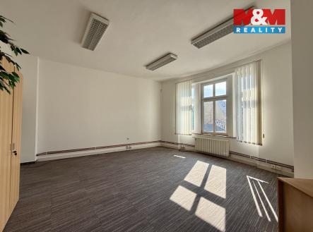 Pronájem kanceláře, 188 m²