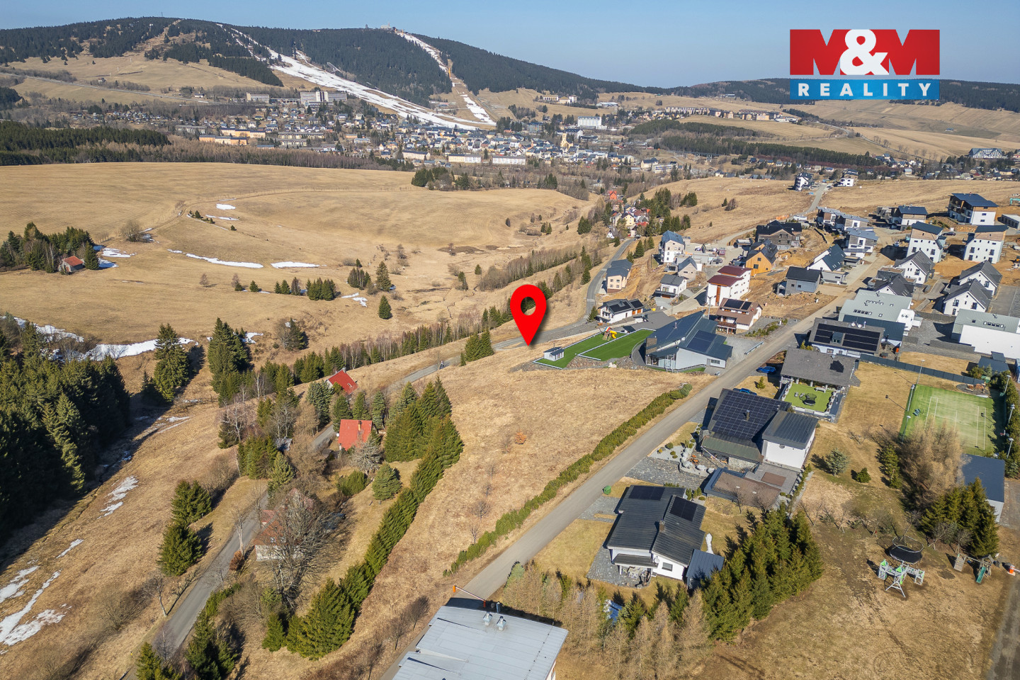 Prodej komerčního pozemku, 1666 m², Loučná pod Klínovcem