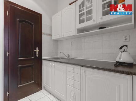 Pronájem kanceláře, 66 m²