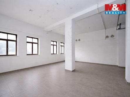 Prodej obchodní prostor, 690 m²