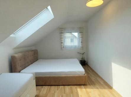 Pronájem bytu, 3+kk, 59 m²