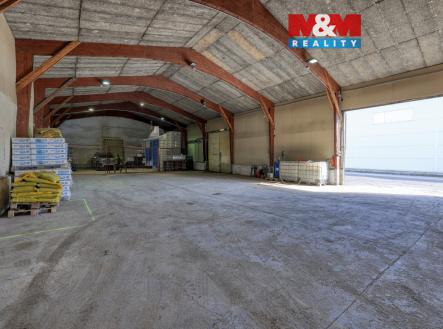 Pronájem skladovací prostor, 745 m²