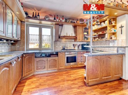 Prodej hotel, 253 m²