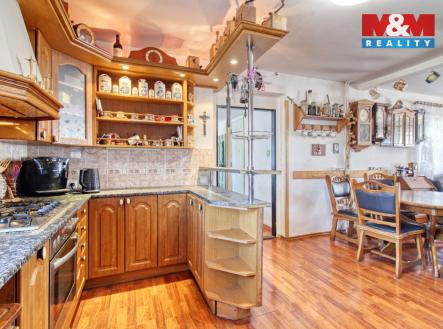 Prodej hotel, 253 m²