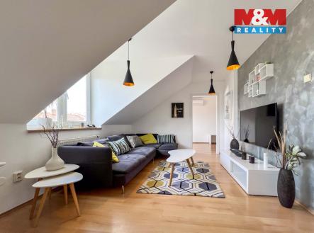 Pronájem bytu, 4+1, 93 m²