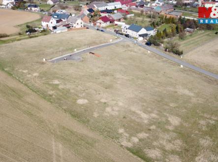 Prodej pozemku pro bydlení, 1 072 m²