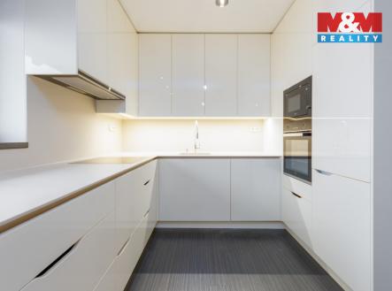 Pronájem bytu, 3+kk, 80 m²