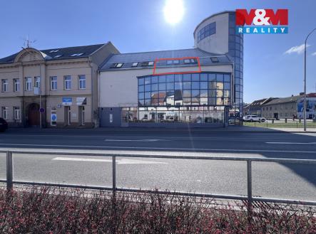 Pronájem obchodní prostor, 42 m²