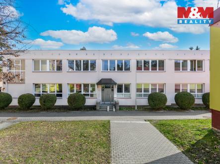 Pronájem kanceláře, 211 m²