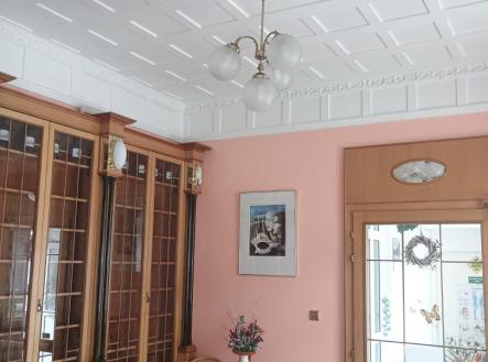 Pronájem obchodní prostor, 270 m²