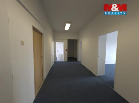 Pronájem kanceláře, 120 m²