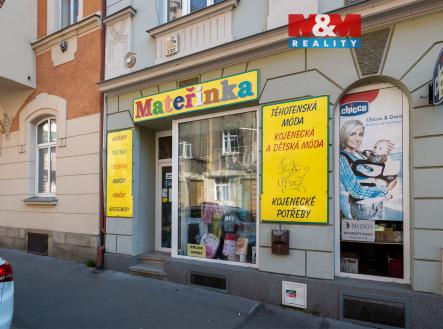 Prodej obchodní prostor, 61 m²