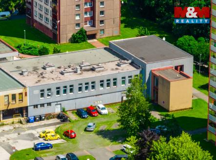 Pronájem obchodní prostor, 140 m²