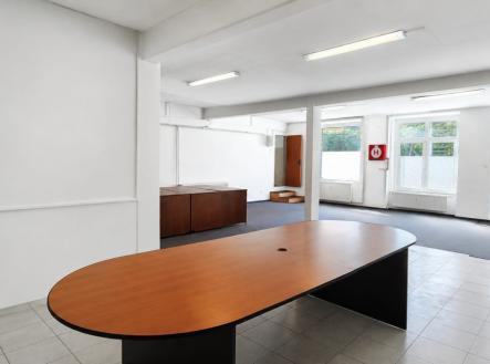 Pronájem obchodní prostory, 90 m²