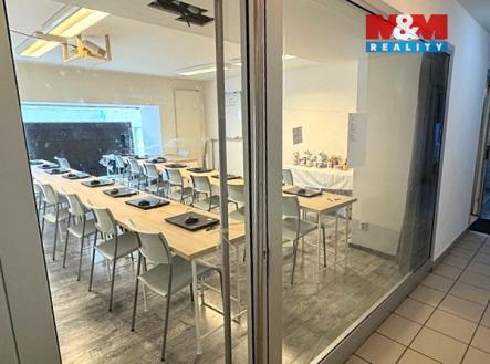 Pronájem obchodní prostor, 30 m²