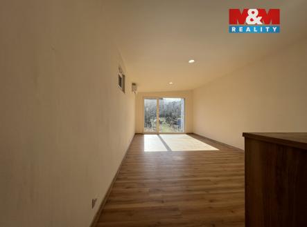 Pronájem bytu, 1+kk, 38 m²