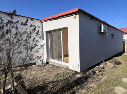 Pronájem bytu, 1+kk, 38 m²