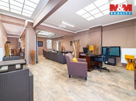 Pronájem obchodní prostor, 75 m²